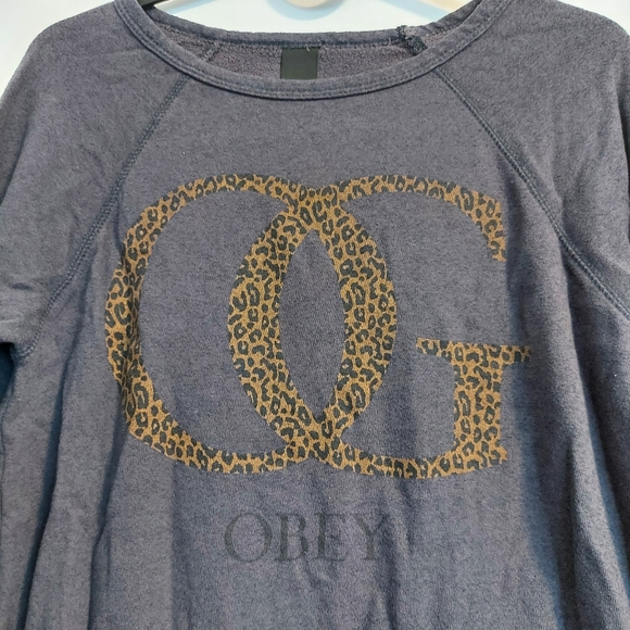 🌱 Obey Crewneck Sweater - Picture 2 of 3